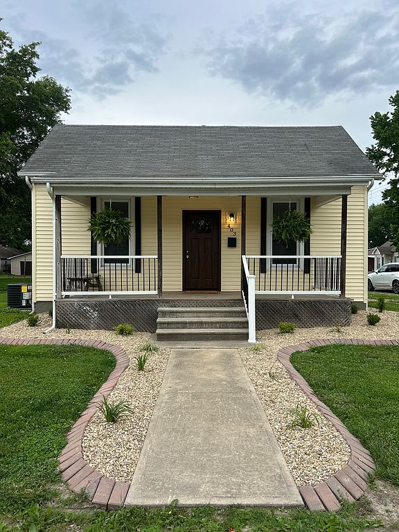 403 S Locust St - Property Image