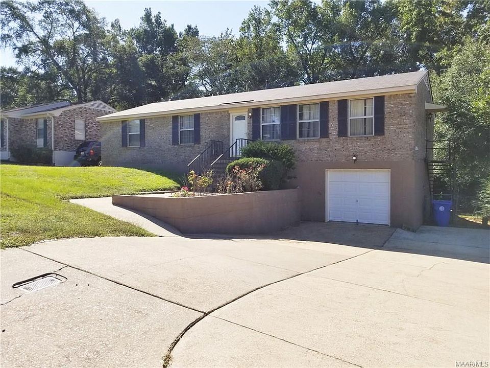 1st image of 107 Spanish Oak Dr