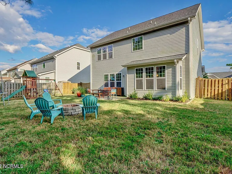 363 Belvedere Dr — Photo 30