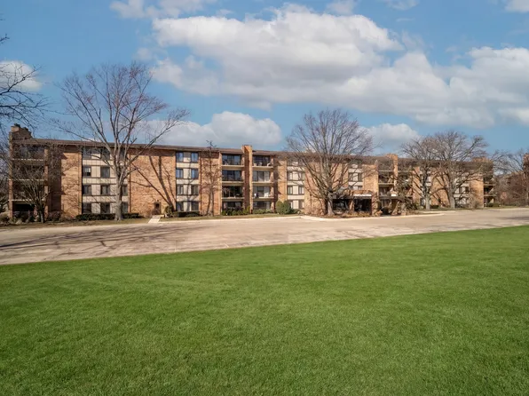 301 Lake Hinsdale Dr APT 311, Willowbrook, IL 60527