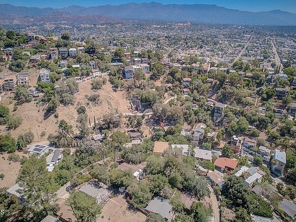 2nd image of 541 Quail Dr
