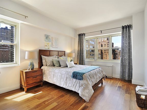4th image of 205 E 63rd St APT 12D