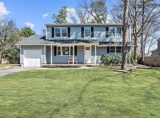 723 Viscount Dr, Toms River, NJ 08753