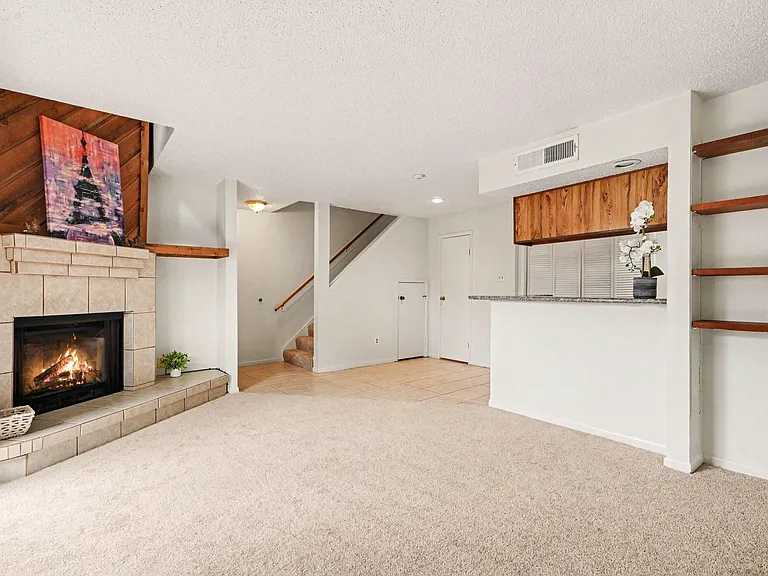 1900 Bay Area Blvd #123 — Photo 5