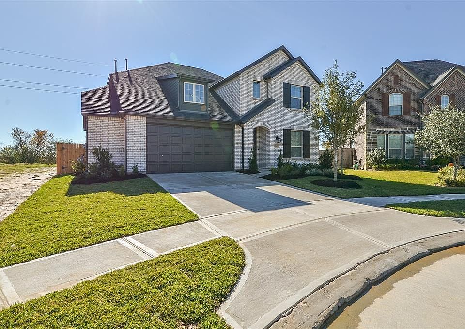 1st image of 29427 Wood Lily Dr