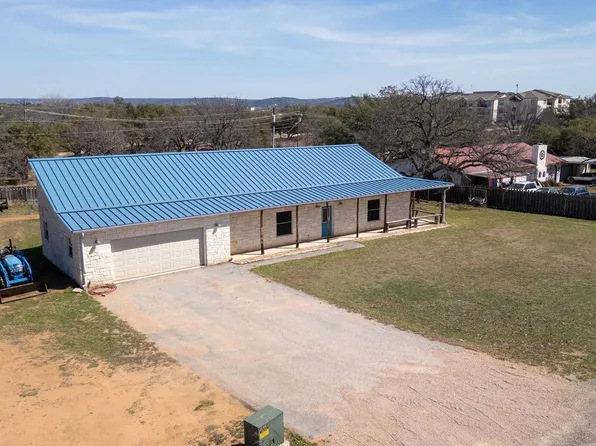 2207 Boxwood Circle, Kingsland, TX 78639