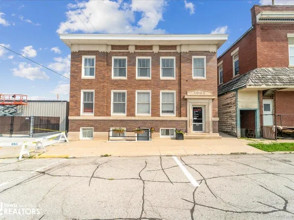 1318 14th Ave, Eldora, IA 50627