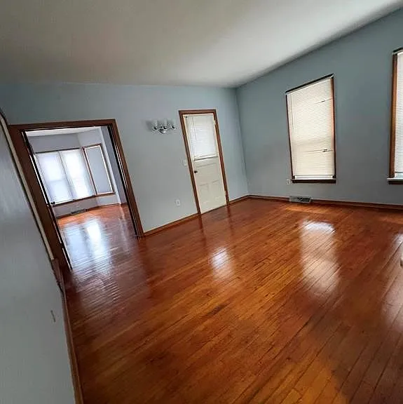 11 Arch St #1 — Photo 5