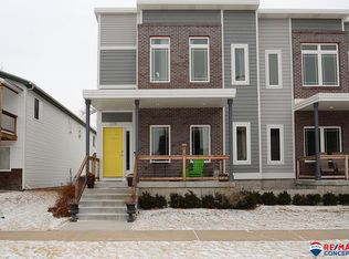 2219 R St, Lincoln, NE 68503