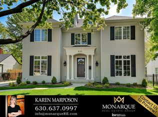 530 N Wright St, Naperville, IL 60563