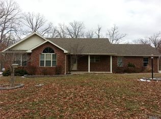 24250 Remington Ln, Lebanon, MO 65536