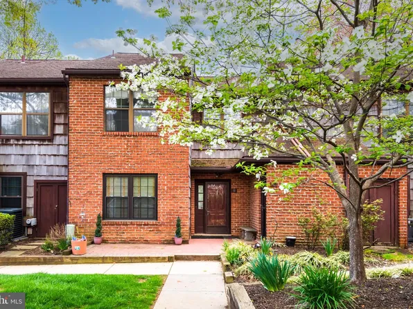 18 Witherspoon Ct, Wayne, PA 19087