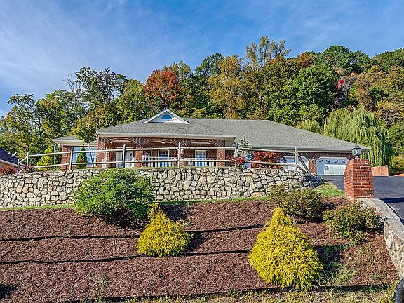 2nd image of 4384 Toddsbury Dr