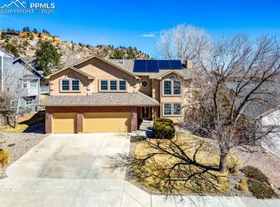 1550 Bear Cloud Dr, Colorado Springs, CO 80919