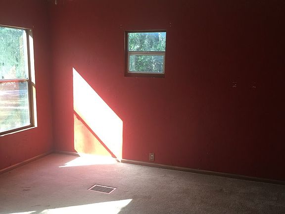 5th image of 13353 SE 40th Ter