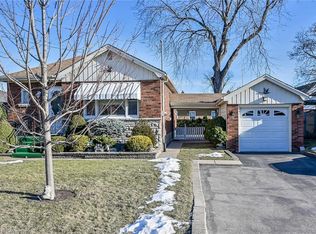 46 Mountain Ave N, Hamilton, ON L8G3N9