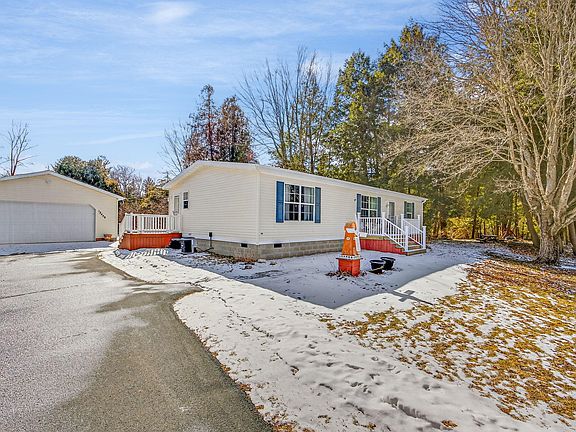 2nd image of 12459 Pierce Rd