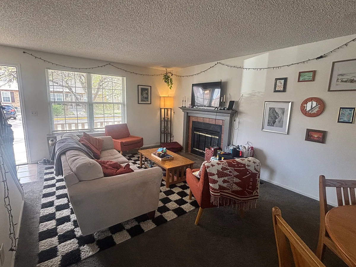 Living Room - 100 Pheasant Run