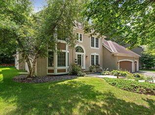 8831 Inverness Rd, Woodbury, MN 55125