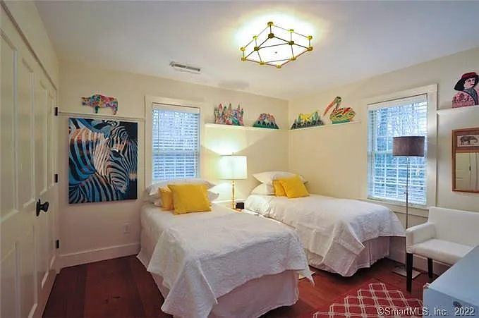 33 Sentry Hill Rd — Photo 19