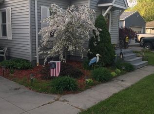 9481 Maynard Rd, Pearl Beach, MI 48001