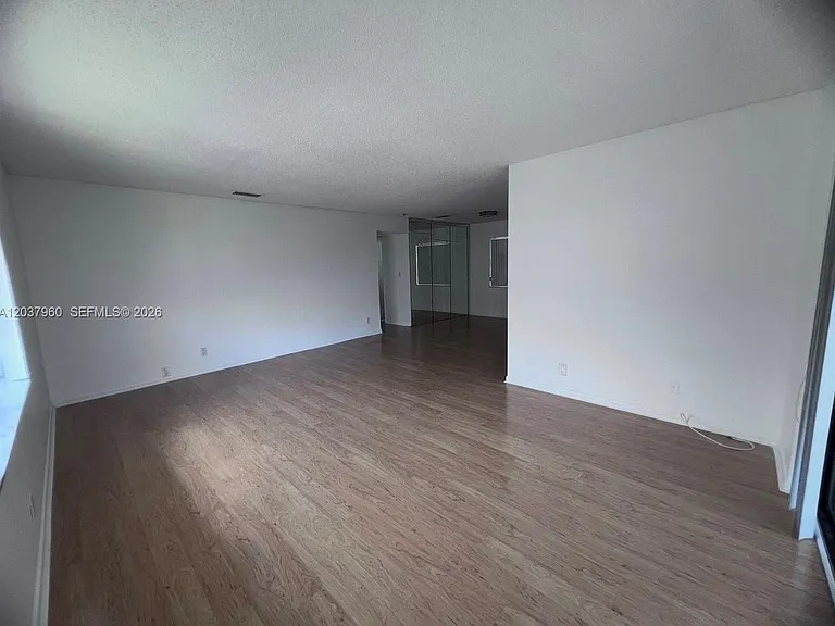 2430 SW 81st Ave #408 — Photo 3