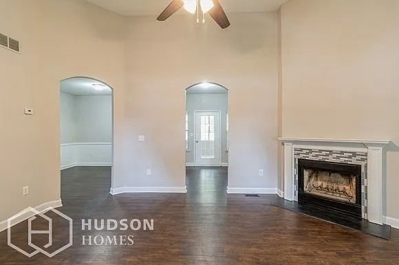 9150 Tarnwood Dr — Photo 4