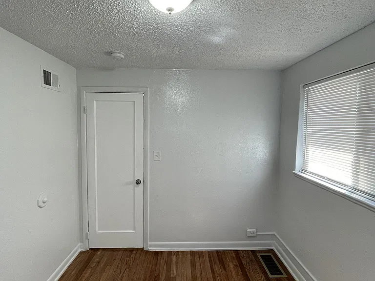3171 S Lincoln St — Photo 14
