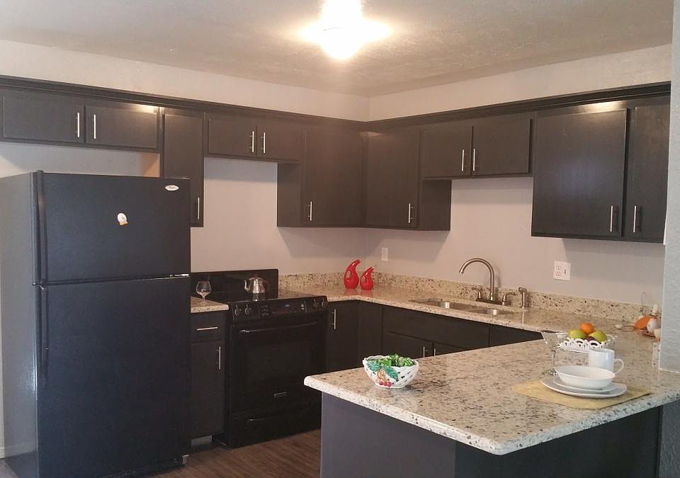 1st image of 13200 Mountain Pl NE APT A