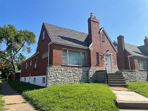 3rd image of 3775 Dunnica Ave