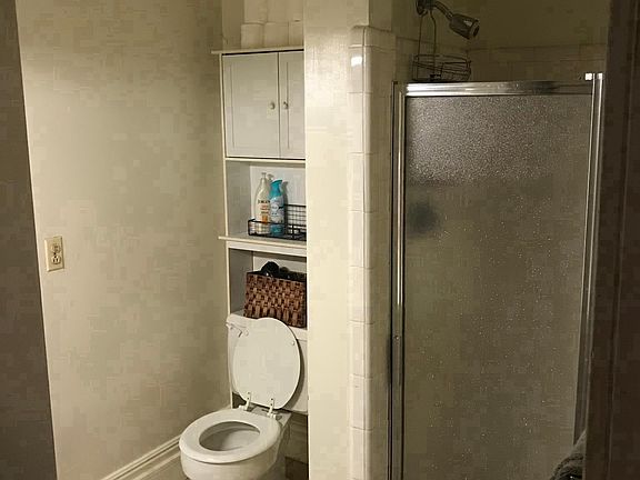 4th image of 2417 Park Ave APT 2