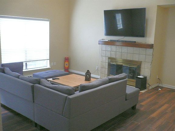 3rd image of 1320 Swiss Ct