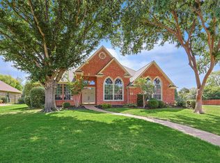 211 Lake Crest Dr, Southlake, TX 76092