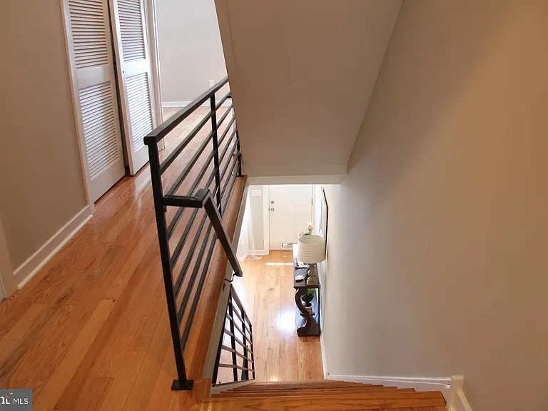 2023 Brown St — Photo 13
