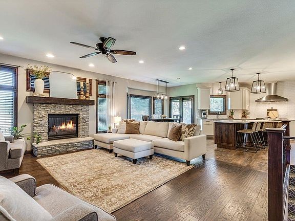 2nd image of 13723 W Highland Springs Ct