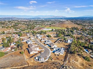 11202 Lindy St, Riverside, CA 92505