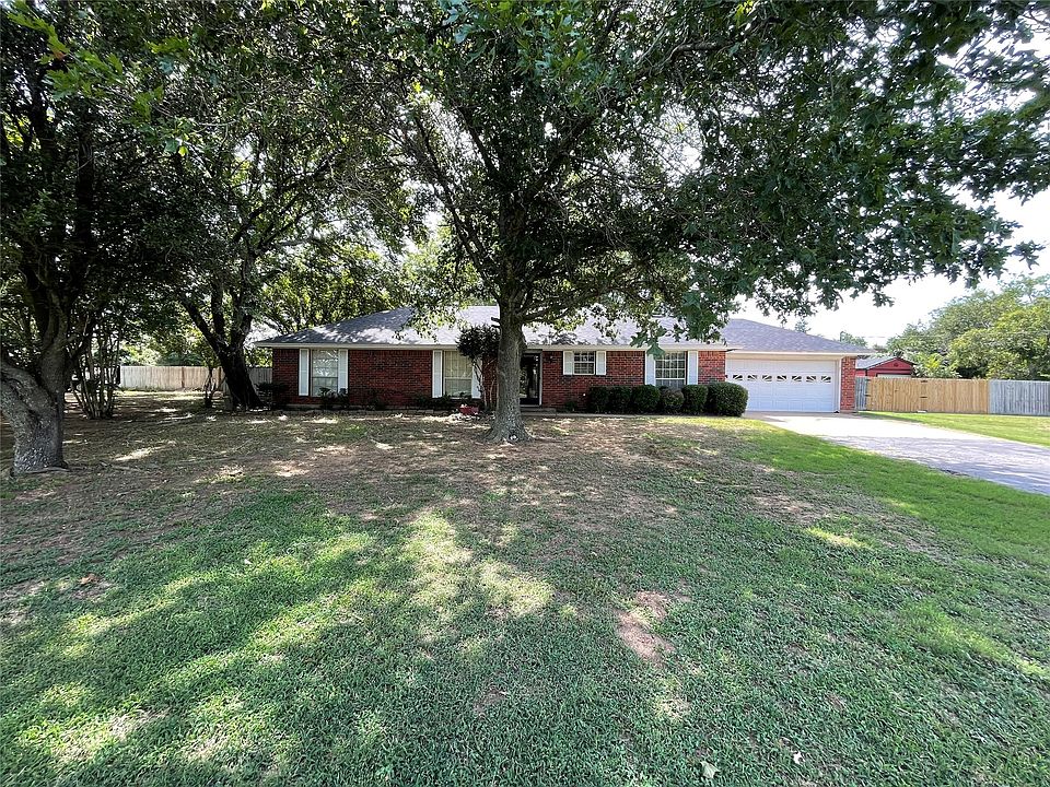 1st image of 2405 Brownstone Dr