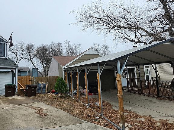 2nd image of 10055 Amber Field Dr