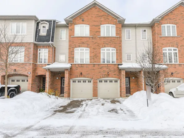 1131 Haig Blvd #4, Mississauga, ON L5E 2M6