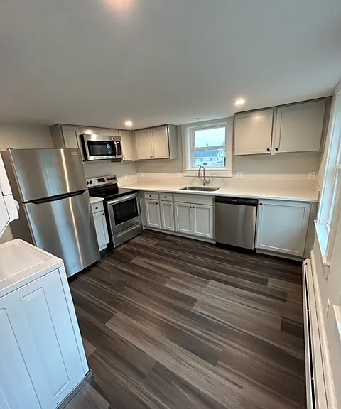 73 Essex St #2 — Photo 3