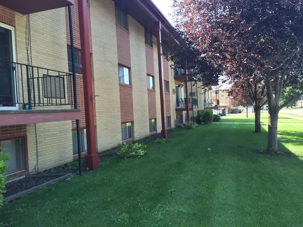 921 23rd Ave S, 921 23rd Ave S #2, Moorhead, MN 56560