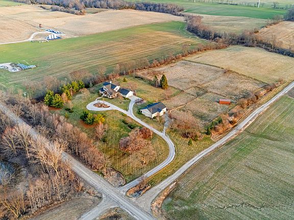 2nd image of 5665 Braun Rd