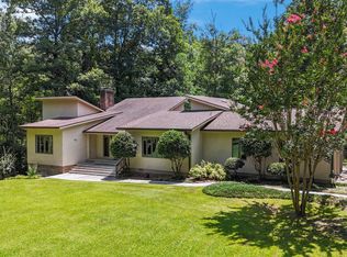 107 Hampton Dr, Washington, NC 27889