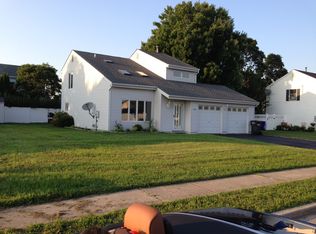 112 C St, Brick, NJ 08723