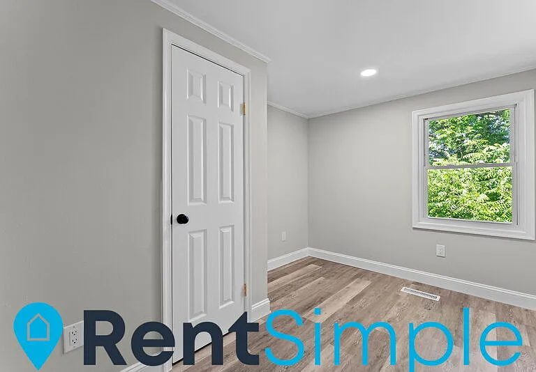 1850 Picadilly Cir — Photo 19