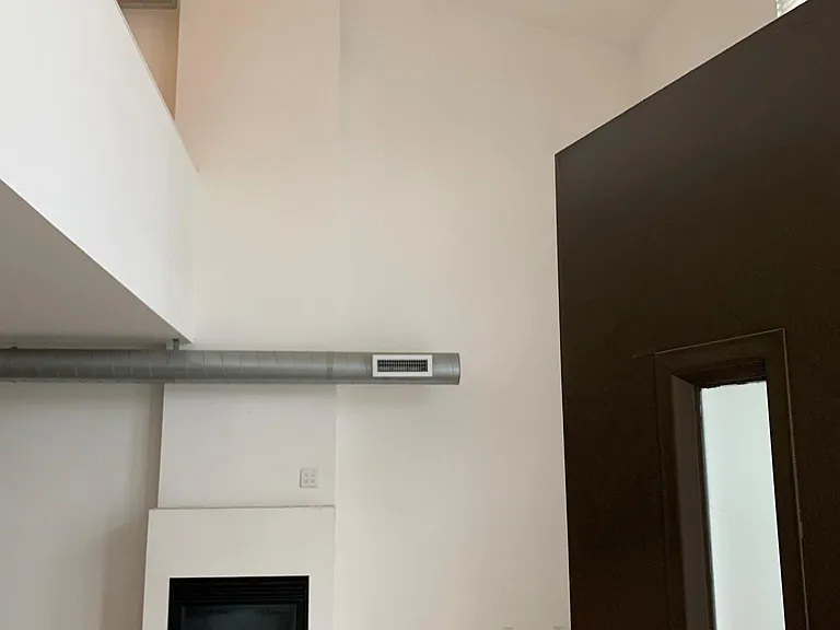 534 S Brea Blvd — Photo 5