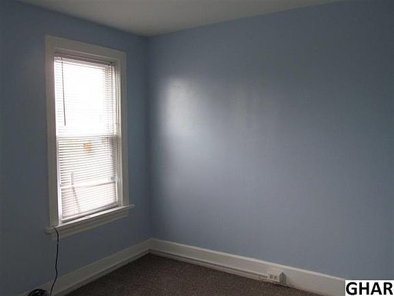 5th image of 1839 Briggs St