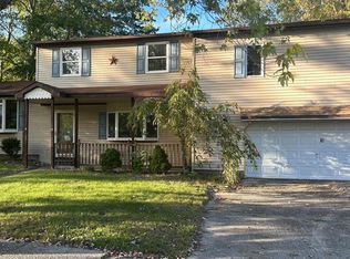 18 Gilbert Ct, Williamstown, NJ 08094