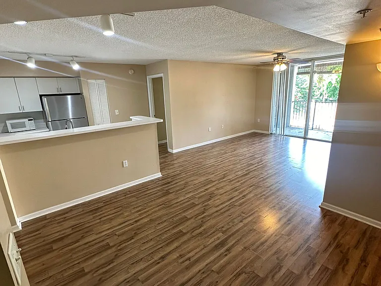 205-4828 State Highway 205 #205 — Photo 13