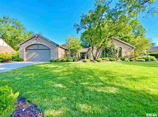 139 E Morningside Dr, Peoria, IL 61614